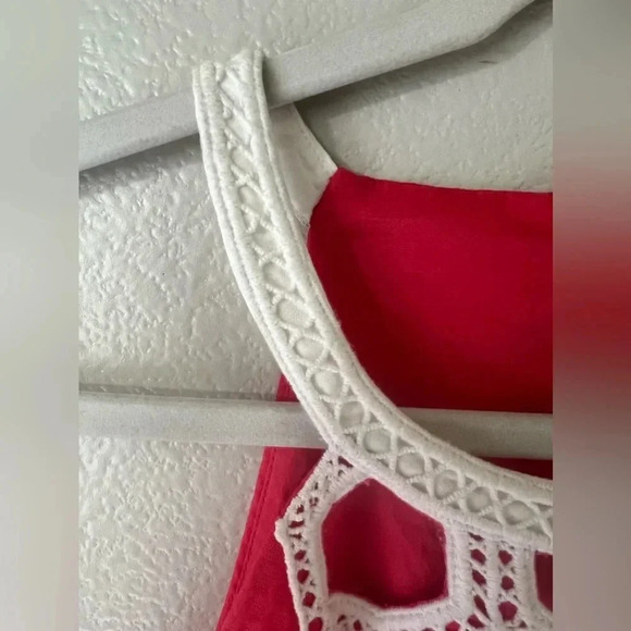 Lilly Pulitzer Annabelle Honeycomb Halter Top Island Coral white neckline sz 8 - Picture 6 of 8